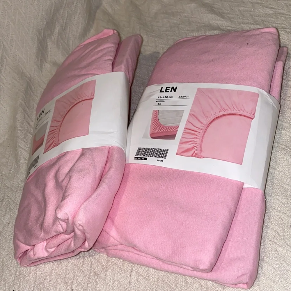 Fitted sheet